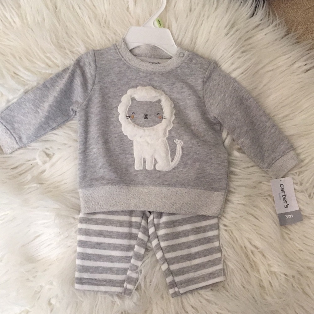 Carter’s | Sweatsuit